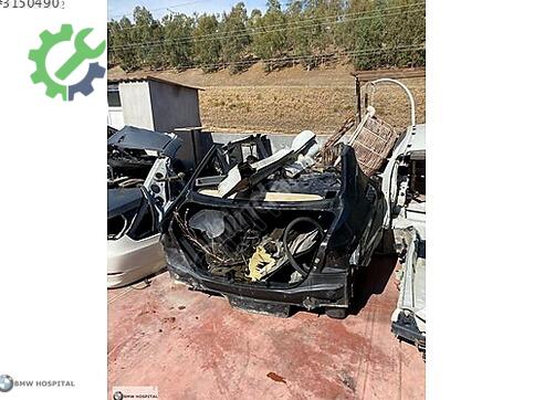 BMW 5 Serisi Sol Arka Çamurluk çıkma parça