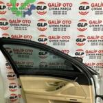 BMW F10 SOL ÖN İÇ KAPI KOLU HATASIZ ORJİNAL ÇIKMA