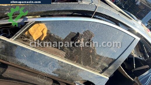 BMW 5 Serisi Sol Ön Kapı Camı çıkma parça