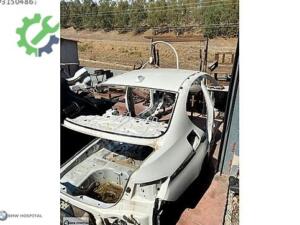 BMW F10 TAVAN BEYAZ HATASIZ ( ORJİNAL ).