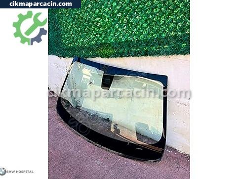 BMW 6 Serisi Ön Cam çıkma parça