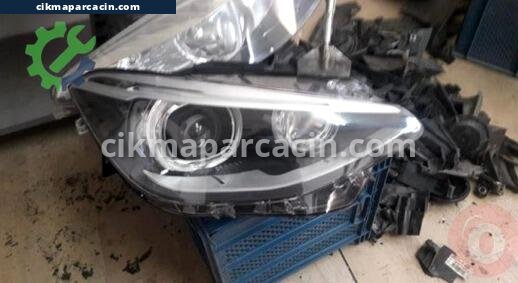 BMW 1 Serisi Sağ Ön Far çıkma parça