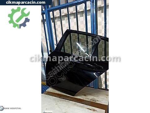 BMW 1 Serisi Sol Arka Kapı çıkma parça