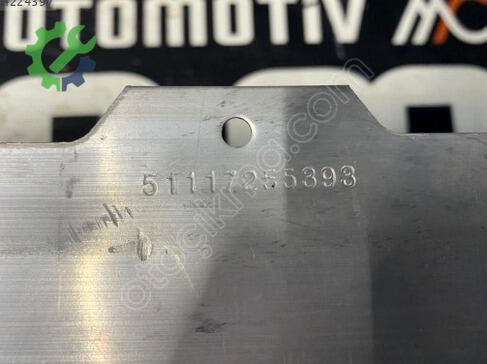 BMW 3 Serisi Ön Tampon Demiri 51117255393 çıkma parça