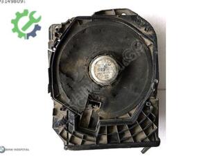 BMW F20-F30 ÖN SAĞ SUBWOOFER ( ORJİNAL )