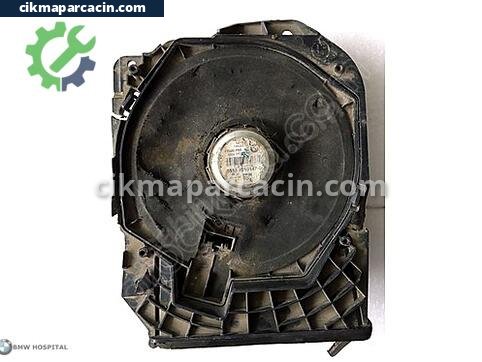 BMW 1 Serisi Subwoofer çıkma parça