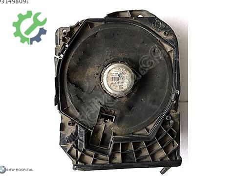 BMW 1 Serisi Subwoofer çıkma parça