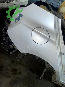 BMW 1 Serisi Arka Tavan Sacı çıkma parça