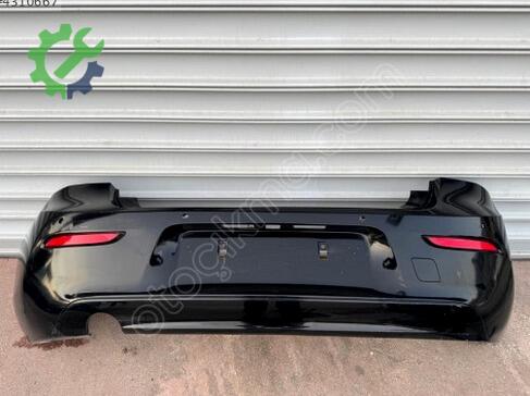 BMW 1 Serisi Arka Tampon çıkma parça