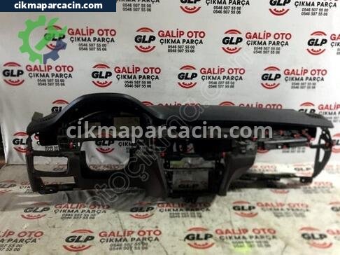 BMW X3 Torpido çıkma parça