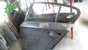BMW F30 3 SERİSİ ÇIKMA SOL ARKA KAPI