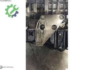 BMW F30 6781233 3.28İ MOTOR KULAĞI ( ORJİNAL)