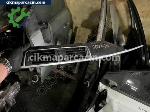 BMW 5 Serisi Havalandırma Izgaraları çıkma parça