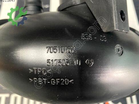 BMW 1 Serisi Hava Filtresi Hortumu 13717605638 çıkma parça