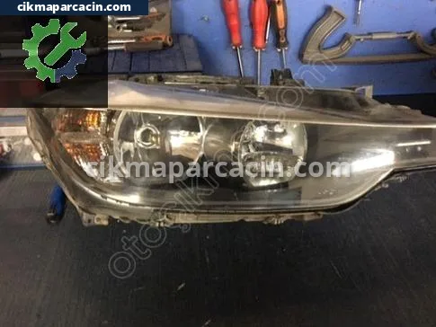 BMW 3 Serisi Sağ Ön Far çıkma parça