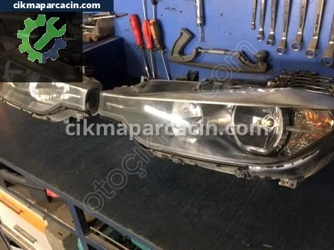 BMW 3 Serisi Sol Ön Far çıkma parça
