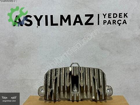 BMW 3 Serisi Far Beyni çıkma parça