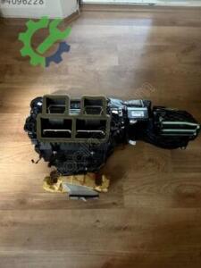 BMW F30 KALORİFER KUTUSU