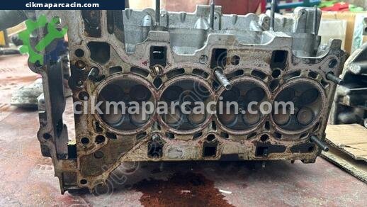 BMW 3 Serisi Motor Kapağı çıkma parça