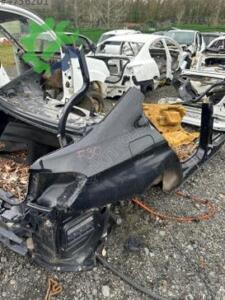 BMW F30 SAĞ ARKA KESME ÇAMURLUK ORJİNAL ÇIKMA