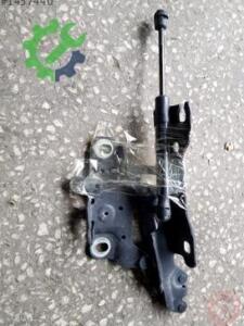 Bmw F30 Sağ Kaput Menteşesi Hatasız Orjinal Çıkma