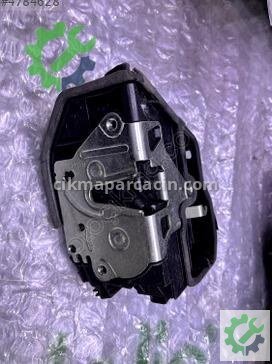 BMW 3 Serisi Sol Arka Kapı Kilidi A053702 çıkma parça