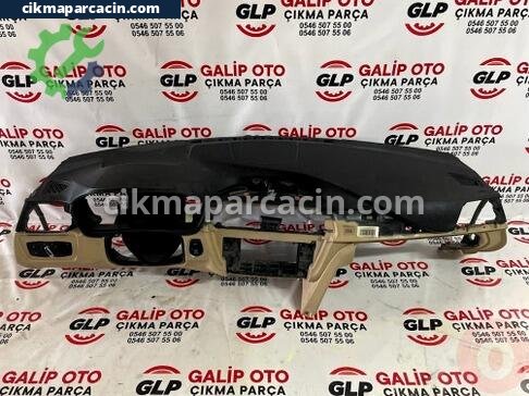 BMW 3 Serisi Torpido çıkma parça