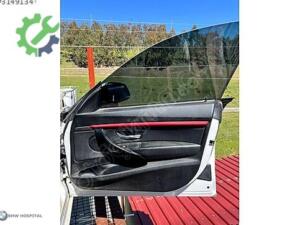 BMW F32 GT SAĞ ÖN KAPI CAMI ÇIKMA ORJİNAL