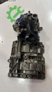 BMW F32 N47 7810823 YAĞ POMPASI