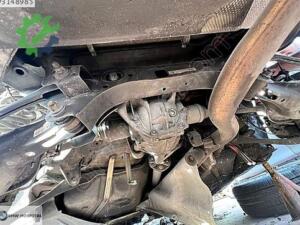 BMW G20 3 SERİSİ ARKA TRAVERS ÇIKMA ORJİNAL