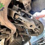 BMW G20 3 SERİSİ SAĞ ARKA SALINCAK ÇIKMA ORJİNAL