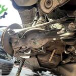 BMW G20 3 SERİSİ SOL ARKA ALT SALINCAK