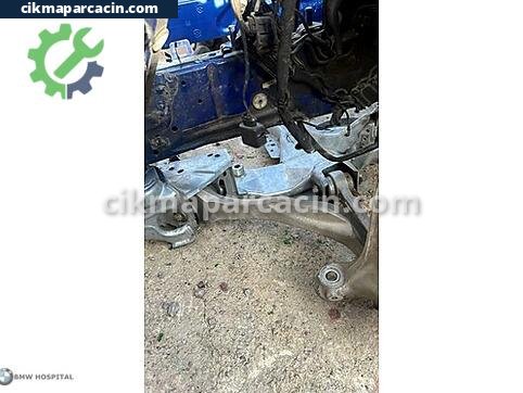 BMW 3 Serisi Salıncak (Alt Tabla) çıkma parça
