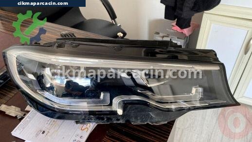 BMW 1 Serisi Sağ Ön Far çıkma parça