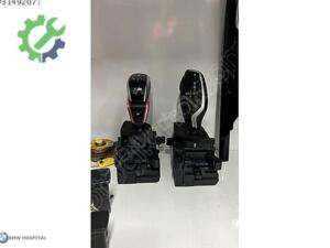 BMW G30 5 SERİSİ M5 VİTES TOPUZU ORJİNAL
