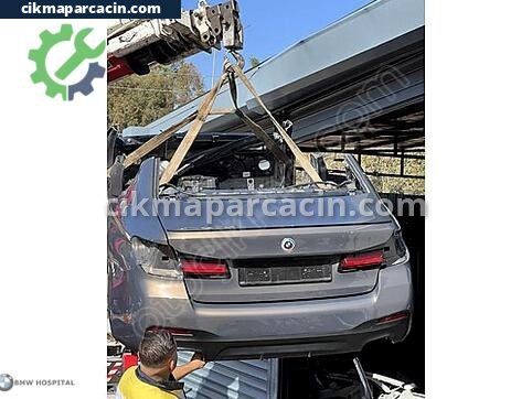 BMW 5 Serisi Tampon Braketi çıkma parça