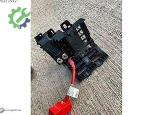 BMW G30 AKU ARTI DAĞITICI ARKA