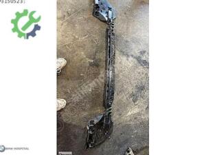 BMW G30 ARKA TAMPON ORTA BRAKET