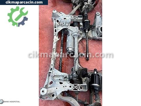 BMW 5 Serisi Ön Travers çıkma parça