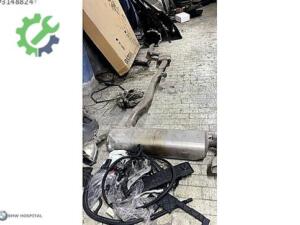 BMW G30 EGZOZ BENZİNLİ ORJİNAL 5.20 5.30 ORJ