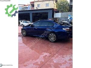 BMW G30 EMME MANİFOLDU ( ORJİNAL )