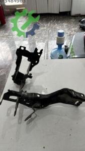 bmw g30 far yuva sacı sol