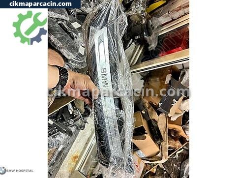 BMW 5 Serisi Kapı Çıtası çıkma parça