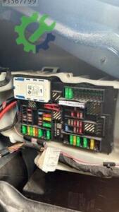 BMW G30 SİGORTA KUTUSU
