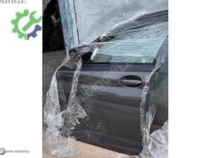 BMW G30 SOL ÖN KAPI ORJİNAL DOLU C5E BOYA KODU 50th Years