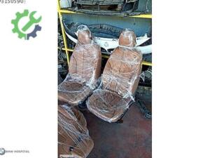 BMW G30 TABA RENK KOLTUK TAKIMI
