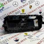 Bmw g70 i7 ön panjur hava yönlendirme ön maske i 7 parça