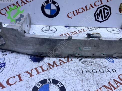 BMW 7 Serisi Ön Tampon Demiri çıkma parça
