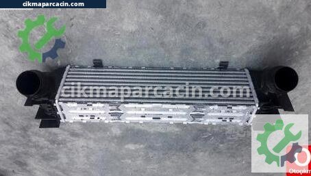 BMW 5 Serisi Intercooler Radyatörü çıkma parça