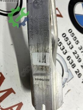 BMW İ Serisi Taşıyıcı 6890576 çıkma parça